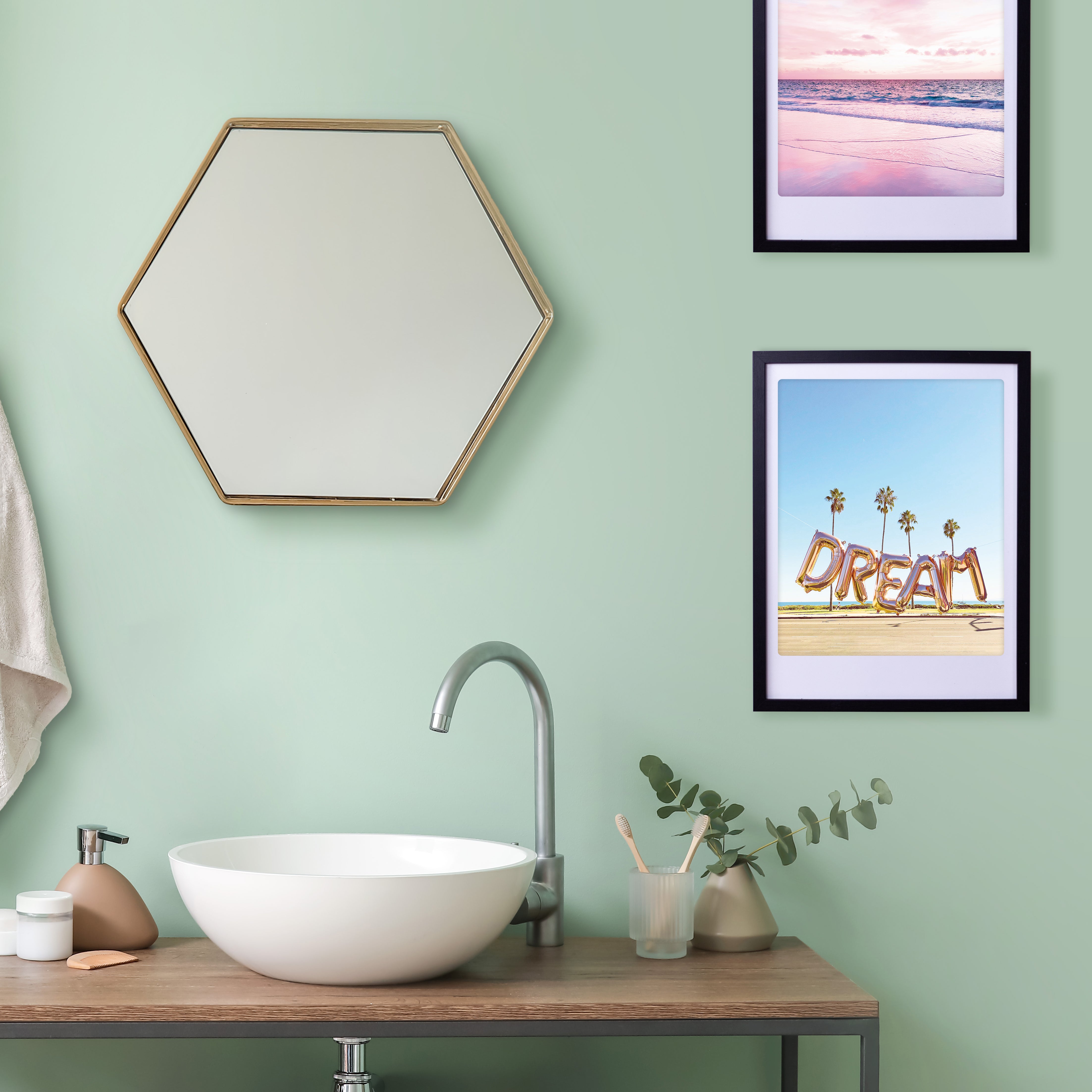 pickmotion-art-poster-dream-big-mit-echtglas-rahmen image 2
