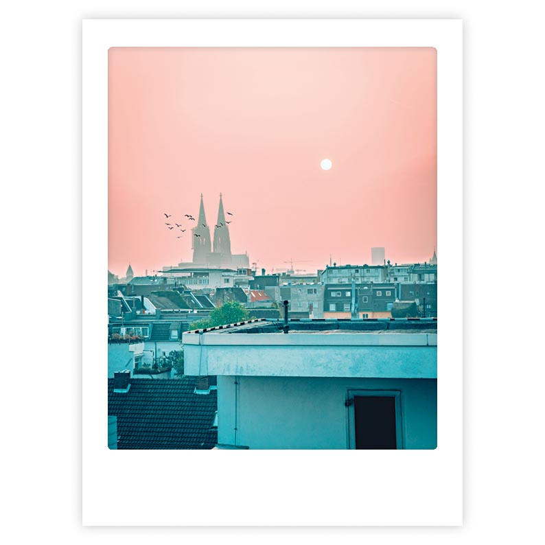 pickmotion-art-poster-pink-cologne-mit-echtglas-rahmen image 1