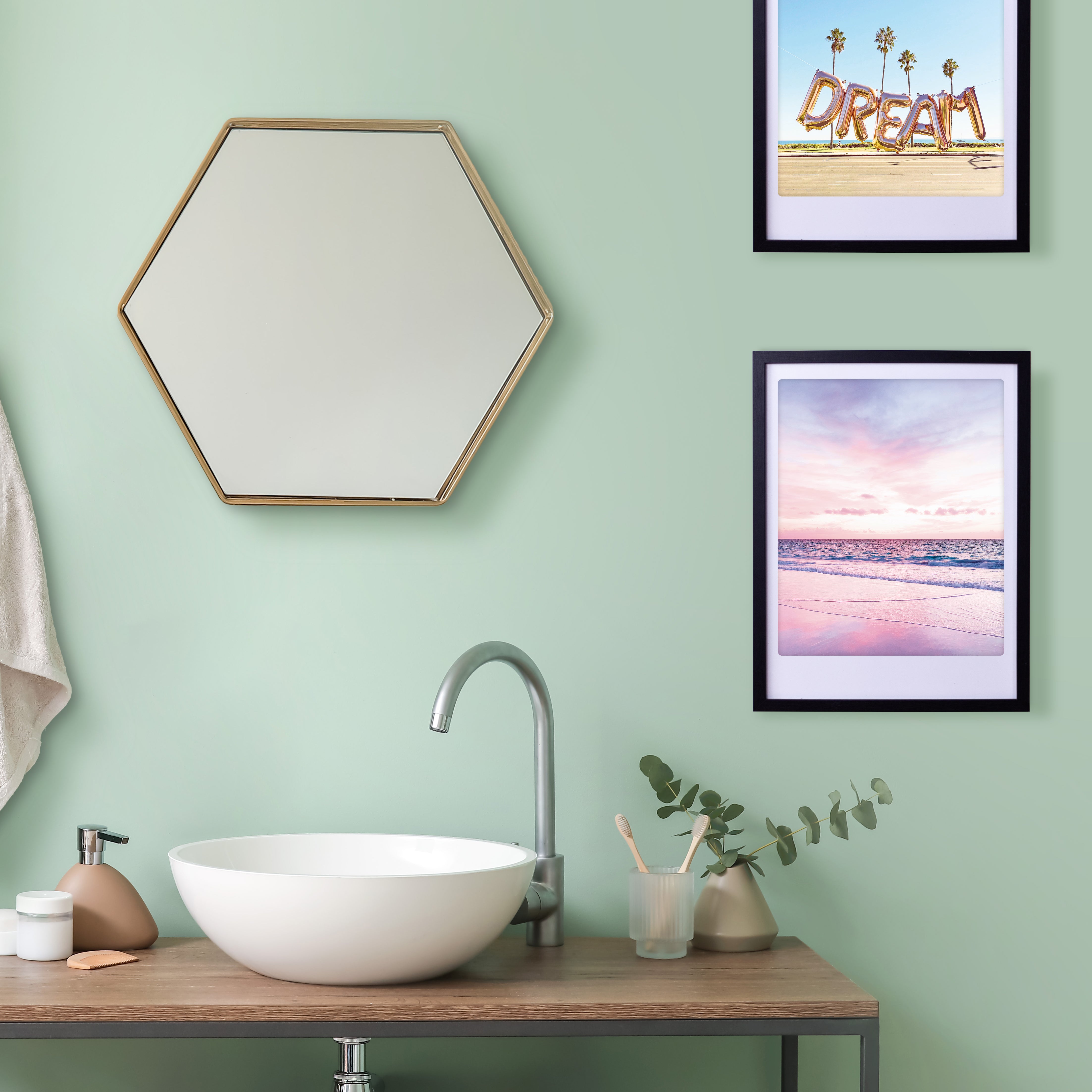 pickmotion-art-poster-pink-ocean-mit-echtglas-rahmen image 2
