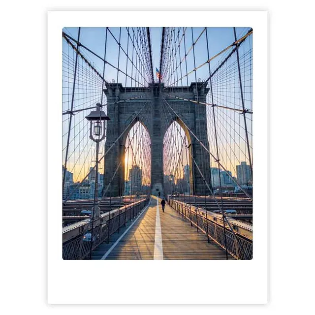 pickmotion-walk-with-me-to-nyc-art-poster-mit-echtglas-rahmen image 1