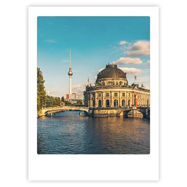 pickmotion-art-poster-berlin-museumsinsel-mit-echtglas-rahmen image 1
