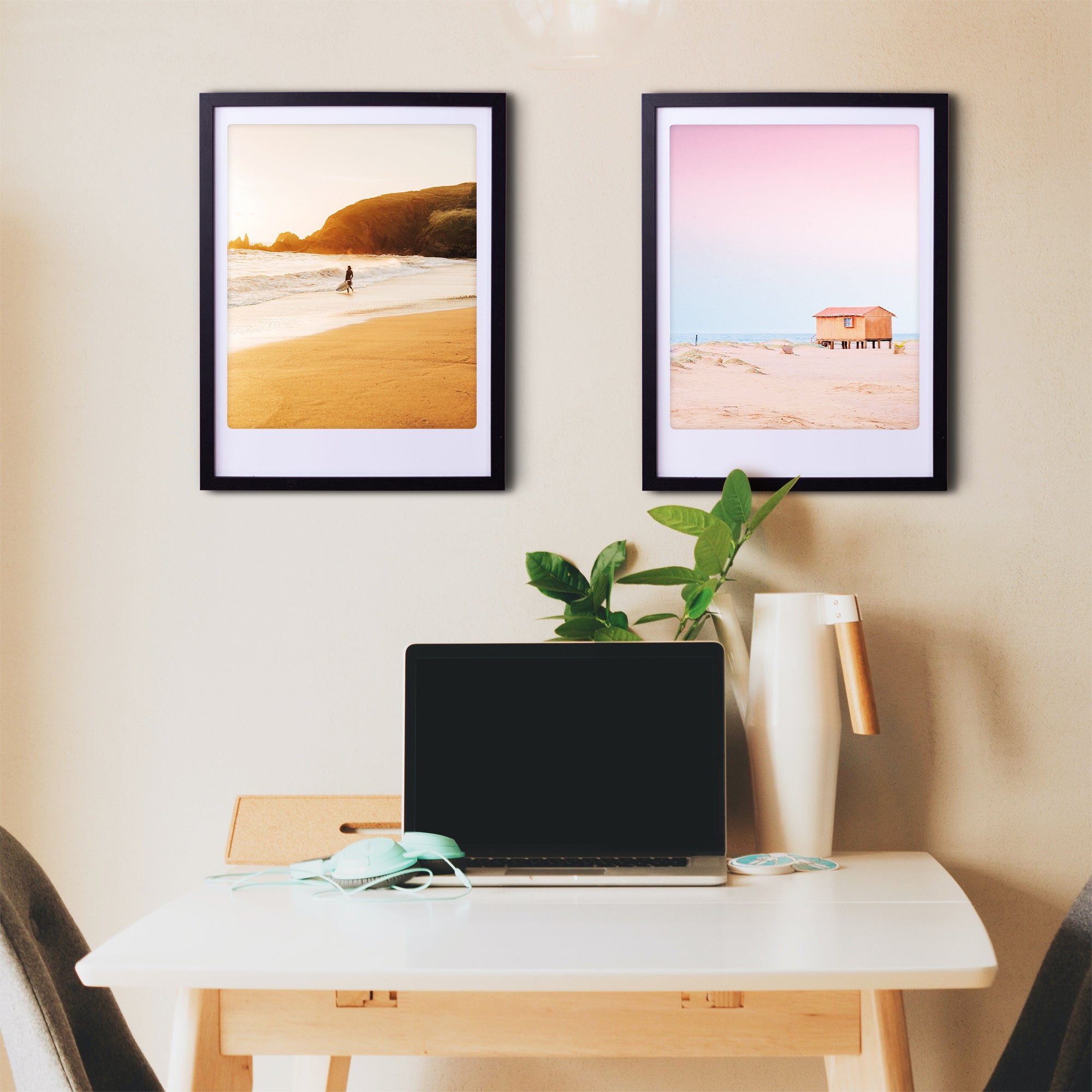 pickmotion-art-poster-surfer-on-the-beach-wandposter-strand image 2